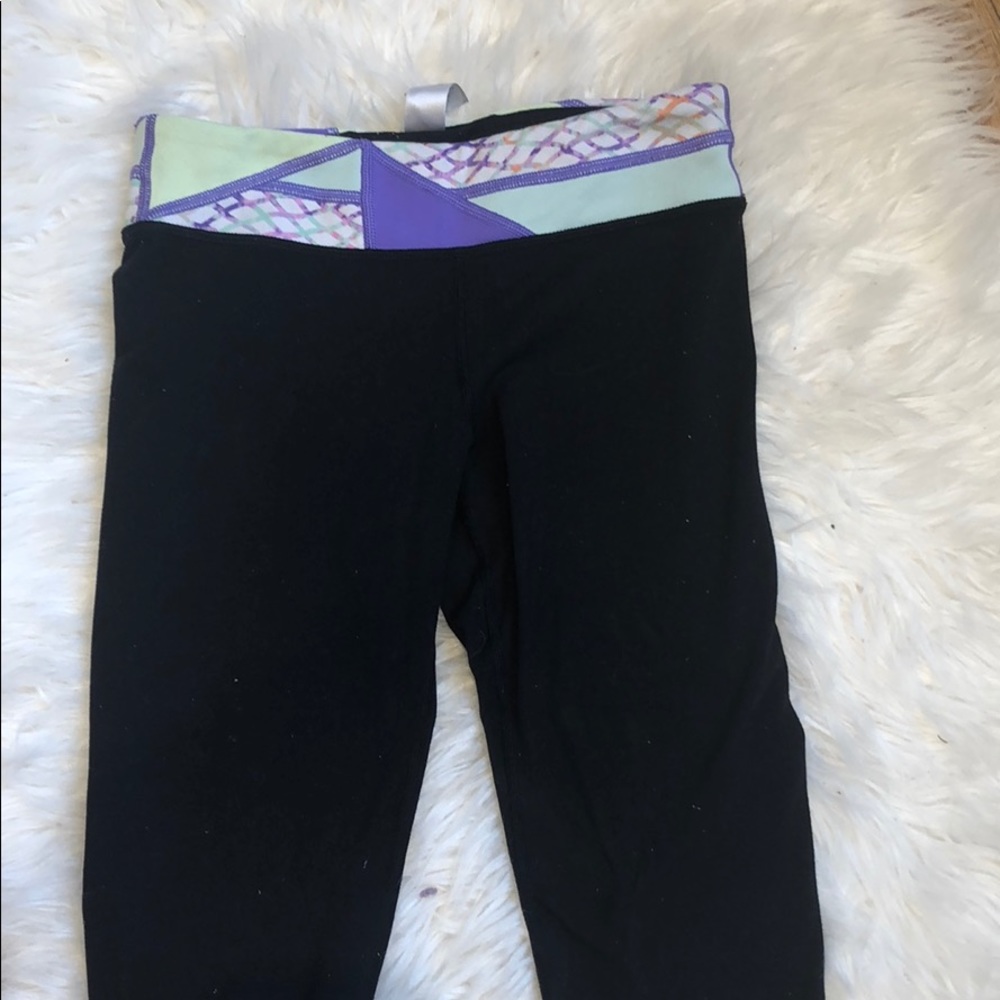Lululemon- Ivivva Black capris